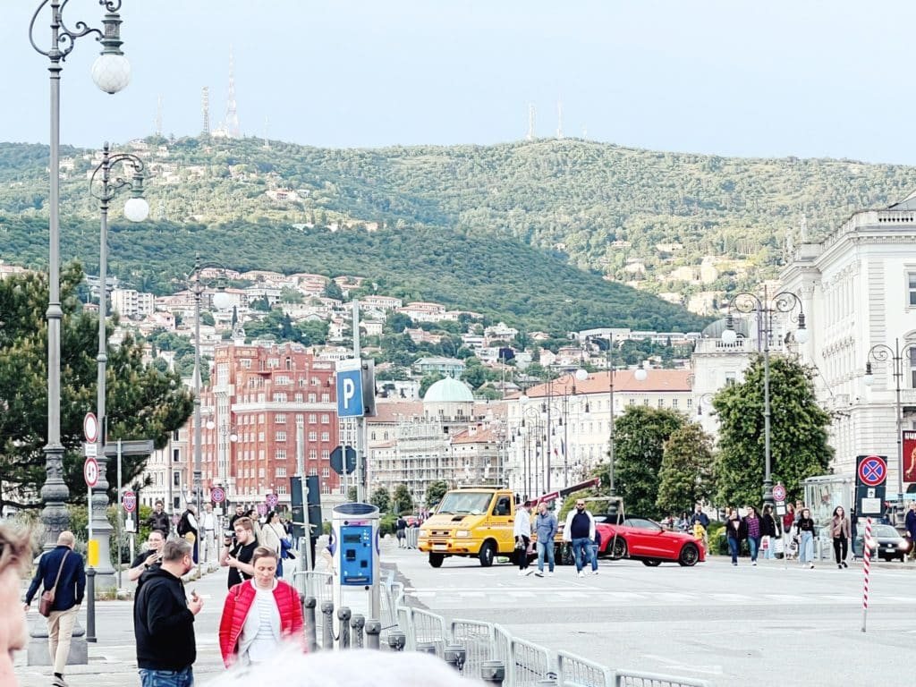 Feuerwehr Zettling beim Kameradschaftsausflug 2025 in Triest – gemeinsames Wochenende mit kulturellen Eindrücken, Ausflügen und kameradschaftlichem Miteinander