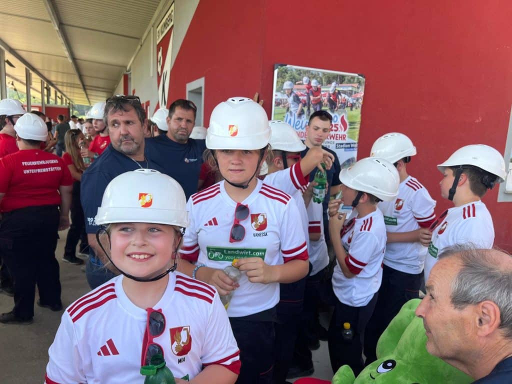 Feuerwehrjugend Zettling beim Bereichsfeuerwehrjugend-Bewerbsspiel 2025 in Kumberg – erfolgreich mit vier Gruppen in den Kategorien Bronze und Silber vertreten