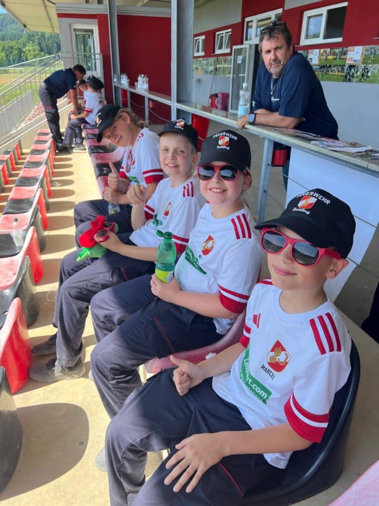 Feuerwehrjugend Zettling beim Bereichsfeuerwehrjugend-Bewerbsspiel 2025 in Kumberg – erfolgreich mit vier Gruppen in den Kategorien Bronze und Silber vertreten