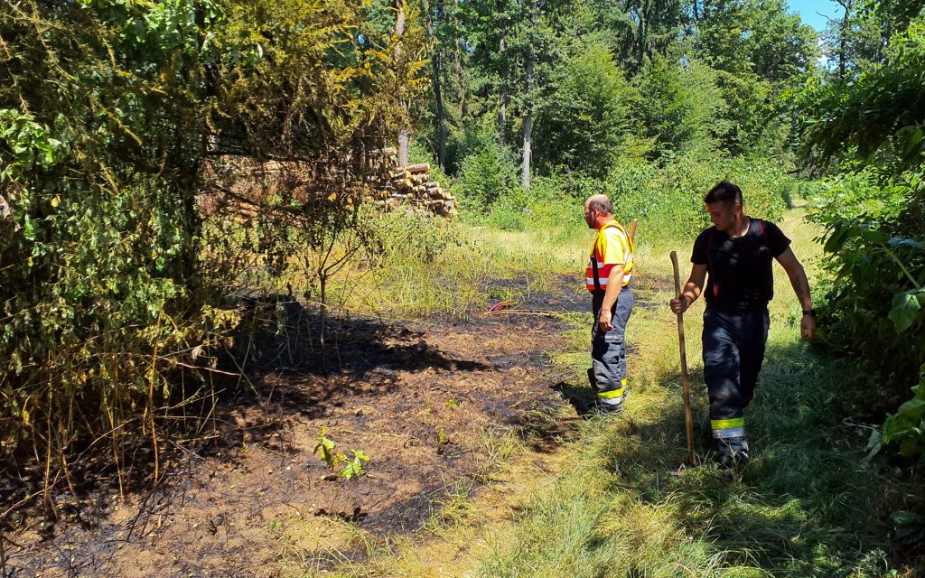 Feuerwehr Zettling beim Einsatz am 29.06.2025 – Brandeinsätze im Schachenwald, umfassender Löschangriff und Kontrolle mit Wärmebildkamera