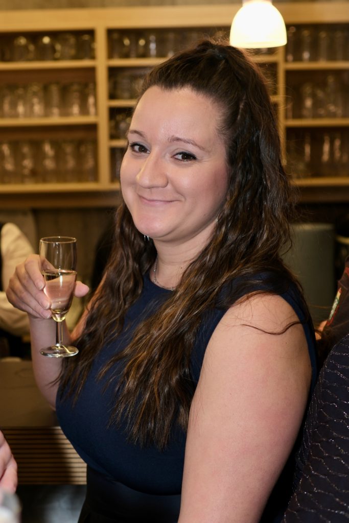 Feuer & Flamme – Eindrücke vom Ball der Freiwilligen Feuerwehr Zettling im Festsaal mit Musik, Tanz und ausgelassener Stimmung