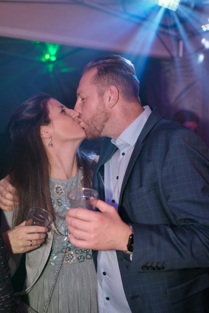 Feuer & Flamme – Eindrücke vom Ball der Freiwilligen Feuerwehr Zettling im Festsaal mit Musik, Tanz und ausgelassener Stimmung