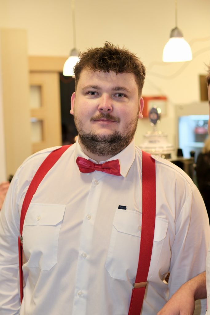 Feuer & Flamme – Eindrücke vom Ball der Freiwilligen Feuerwehr Zettling im Festsaal mit Musik, Tanz und ausgelassener Stimmung