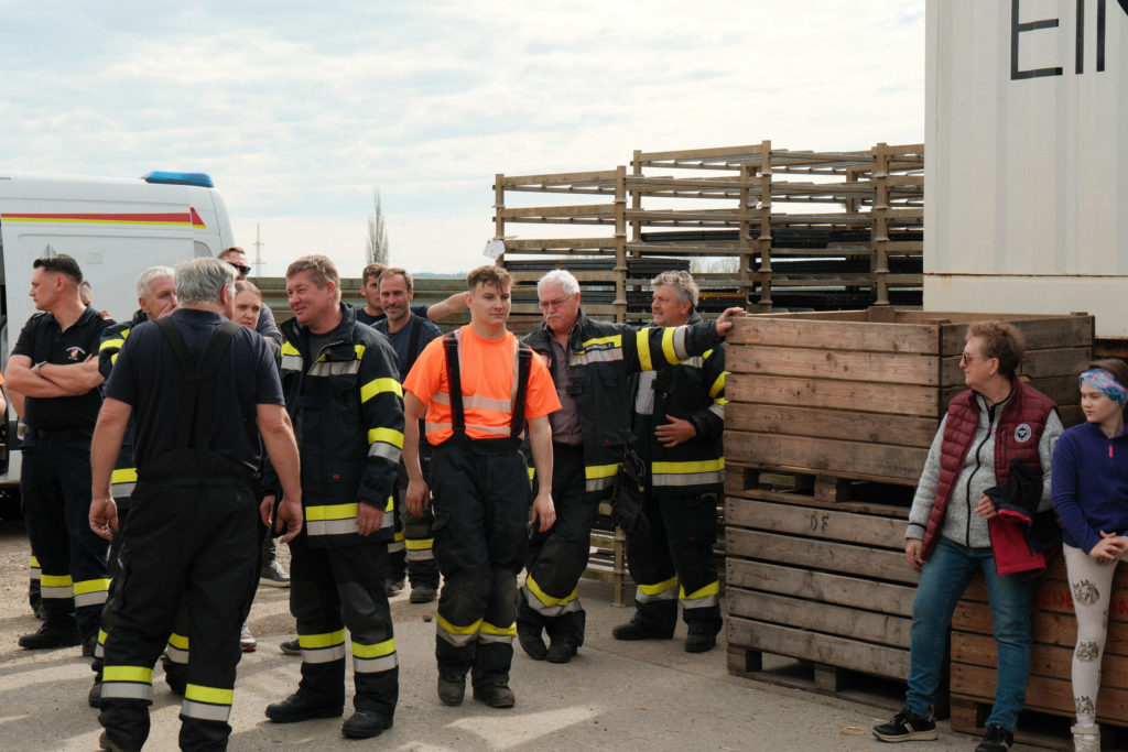 Feuerwehr Zettling bei der Osterübung 2026 mit Rotem Kreuz Lieboch